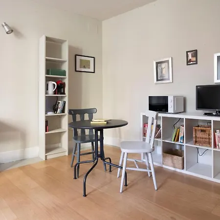 Boutique Apartment With Private Rooms And Garden Oasis Florencia Exterior foto